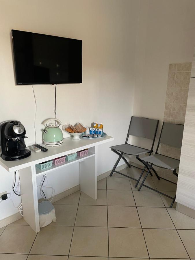 Rondi-Home เอมโปลี ภายนอก รูปภาพ