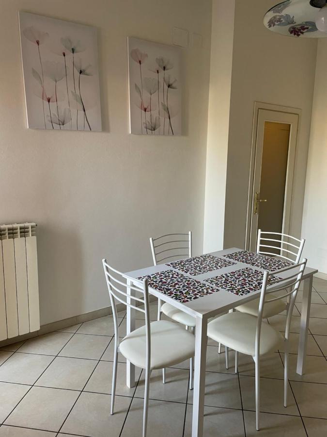 Rondi-Home เอมโปลี ภายนอก รูปภาพ